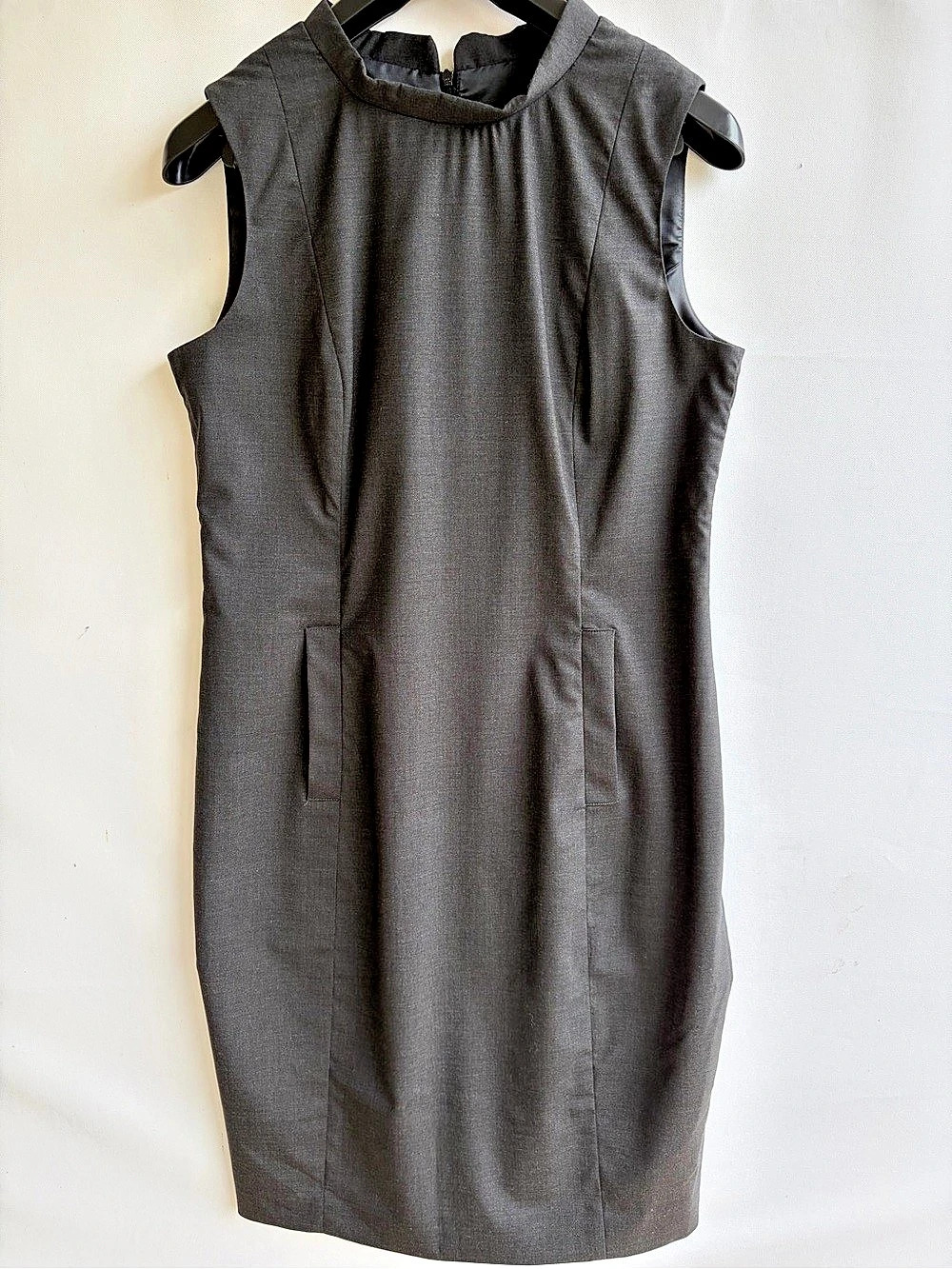 Pendleton Gray Virgin Wool Sleeveless Mock Neck Sheath Dress Pockets Size 12 VTG